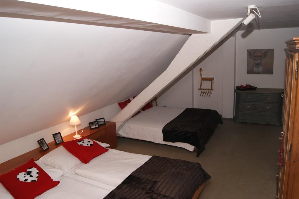 Hotel Arturo Celerina/Schlarigna Екстериор снимка