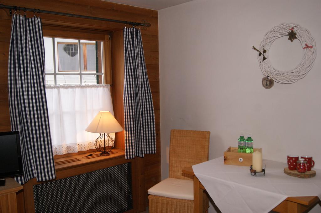 Hotel Arturo Celerina/Schlarigna Екстериор снимка